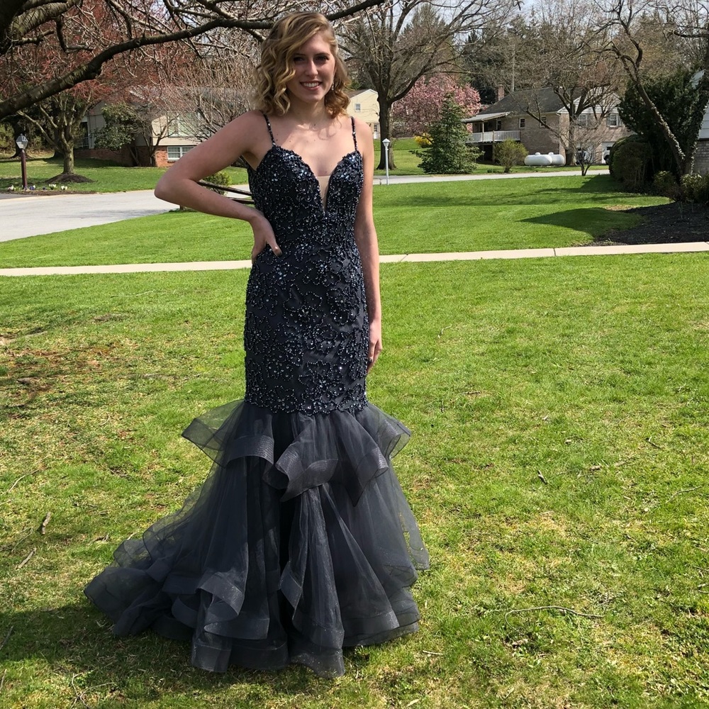 Prom Dress - Picture 2 of 4